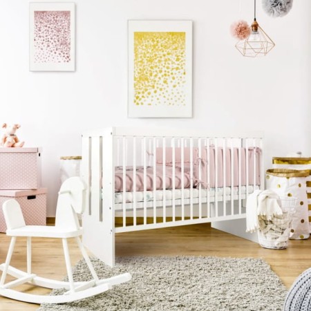 paula łóżeczko.jpg