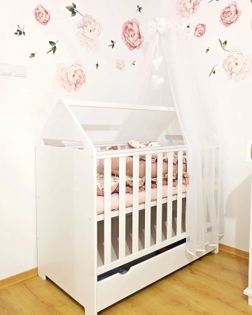 lozeczko house baby.jpg