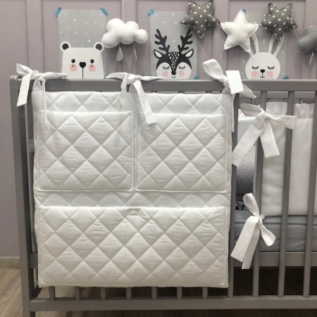 pikowany-organizer-na-lozeczko (5).jpg