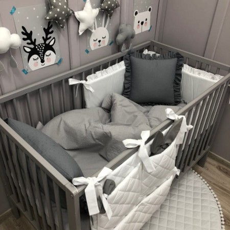 pikowany-organizer-na-lozeczko (6).jpg