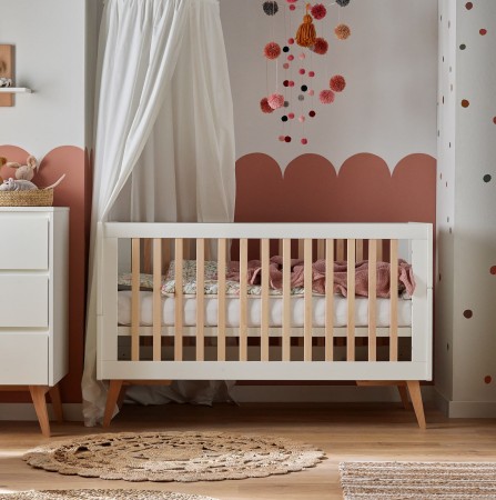 PINIO SWING POKOJ kwadrat.jpg