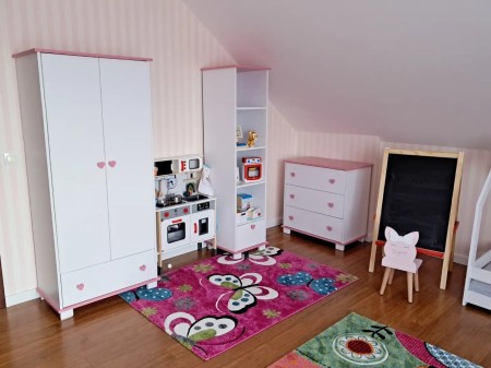 Zestaw mebli HEART w pokoiku