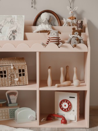Polka_na_ksiazki_BookNook_rose_08.jpg
