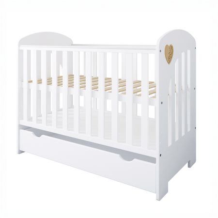 Łóżeczko niemowlęce z szufladą LOVE w kolorze białym z dekoracyjnym serduszkiem - Perspektywa