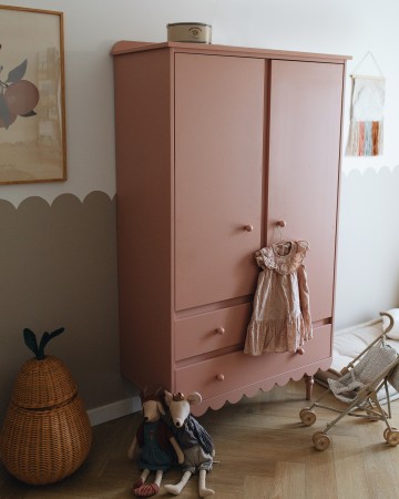 Szafa_2drzwiowa_z_szufladami_babushka_różowa_09.jpeg