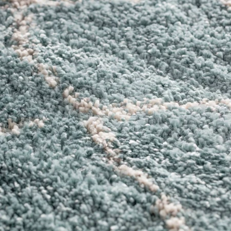 Zbliżenie na gęste runo dywanu Royal Teal Blue