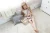 Welurowa_Poduszka_Ozdobna_Silver_02.webp