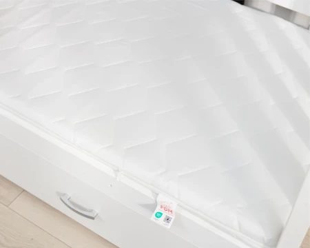 Średnio twardy materac BRESO MAX H3