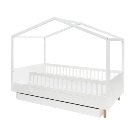 Białe Łóżko domek Luno Montessori 200x120 z barierką – zdjęcie na białym tle z nóżkami i szufladami